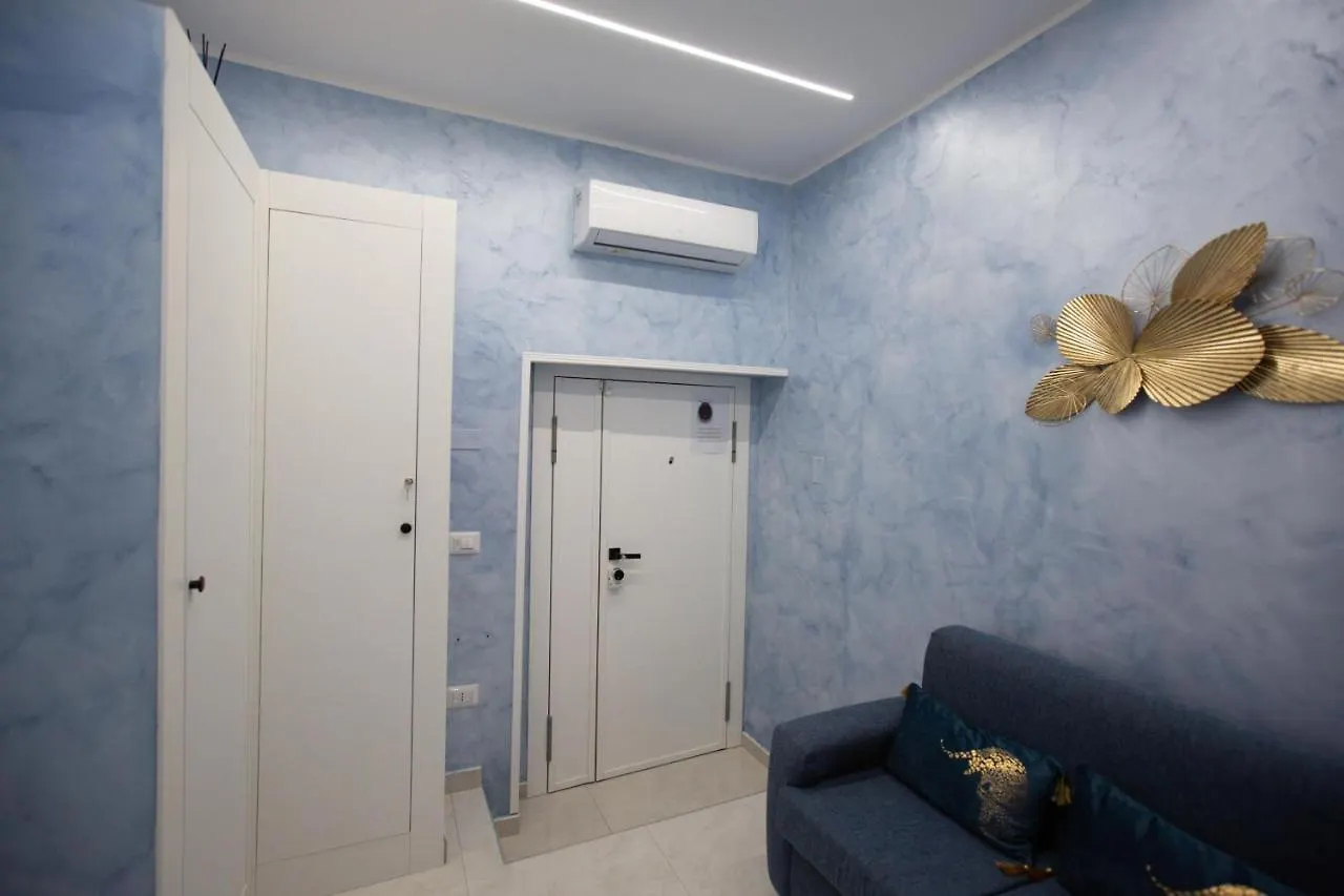 Ira House Daire Napoli